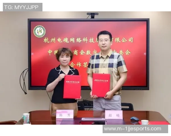 esports数据专访杨芳揭秘英雄联盟成功背后的策略与团队协作秘诀