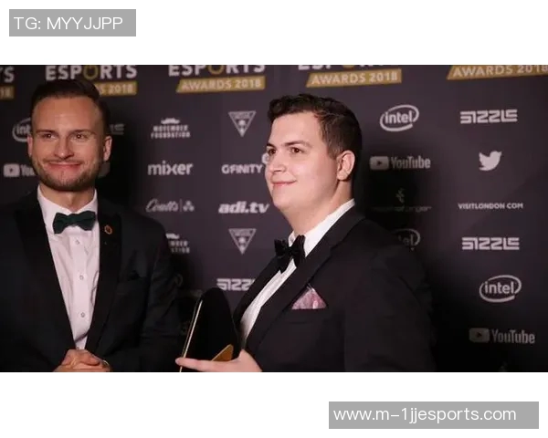 esports数据张强的英雄联盟人生从新手到职业选手的深度对话与成长历程